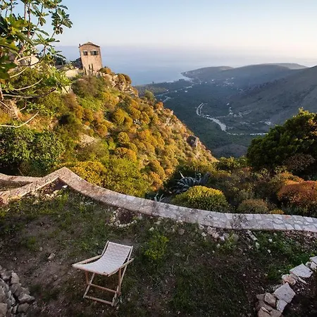Belvedere, Upper Qeparo *