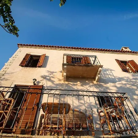 Belvedere, Upper Qeparo * Himare