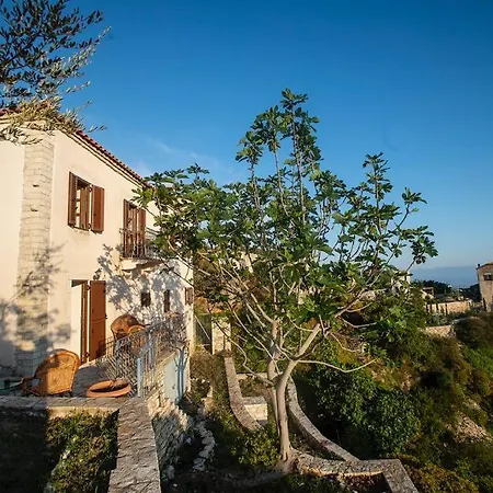 Belvedere, Upper Qeparo *